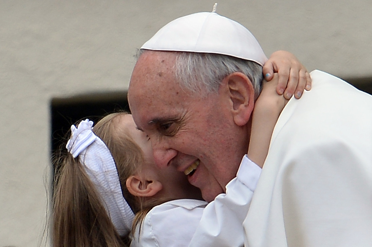 “Aprite i vostri cuori alla Vita” Video dell’ Outreach Pro-Life in onore a Papa Francesco 1