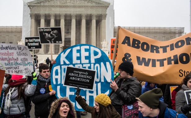 La legge pro-aborto americana sotto attacco 1