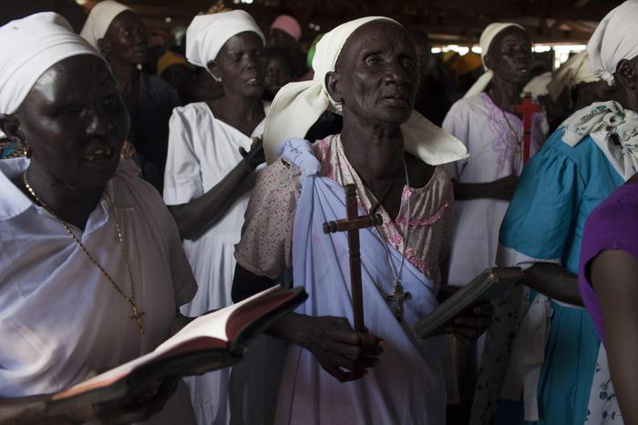 Incinta di otto mesi, condannata all’impiccagione per essersi convertita al cristianesimo 1