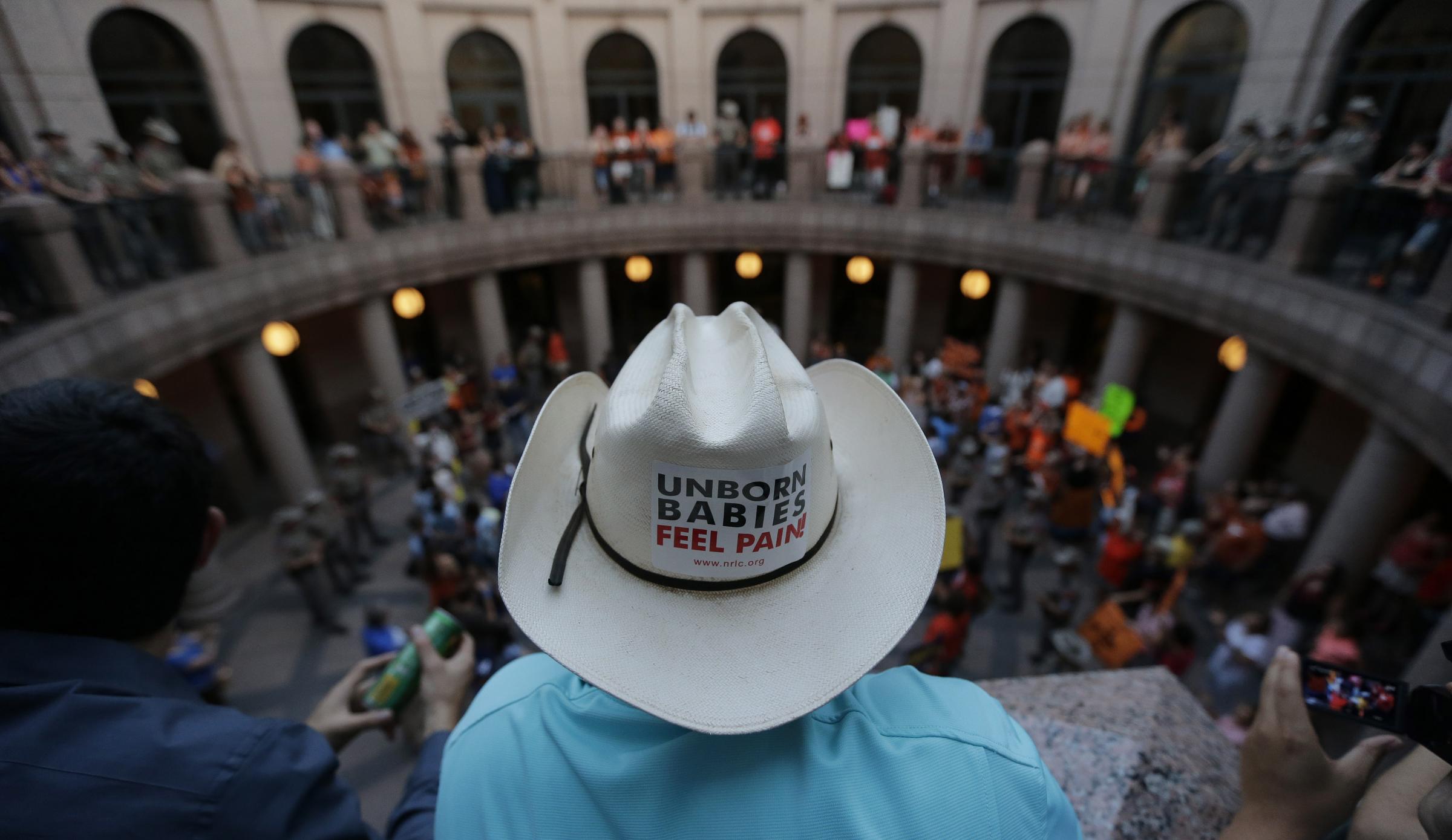 In Texas passa la legge contro l’aborto oltre le 20 settimane 1