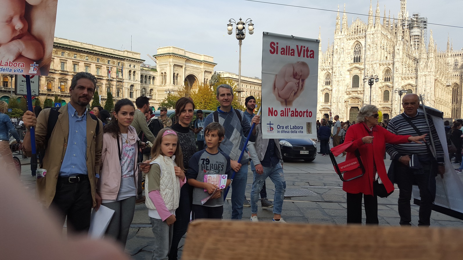 No all’aborto – Al corteo milanese del Comitato NO 194 un sacco di bambini 1