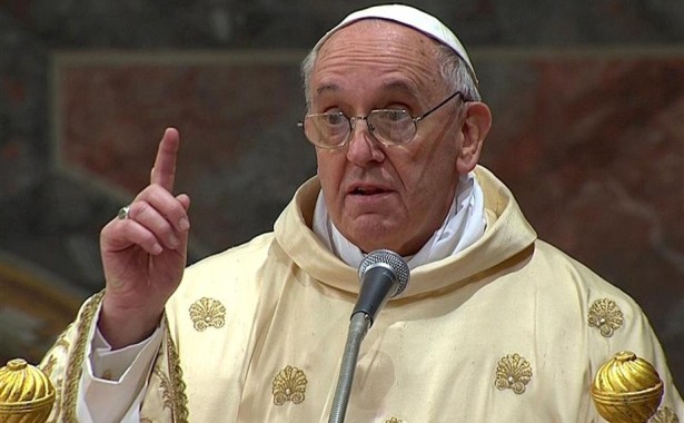 Il giudizio di Papa Francesco: «la famiglia è tra uomo e donna» 1
