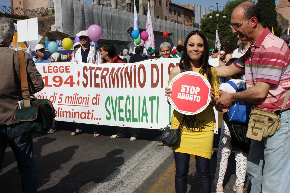 La vergogna della scienza che vuole l’aborto libero 1